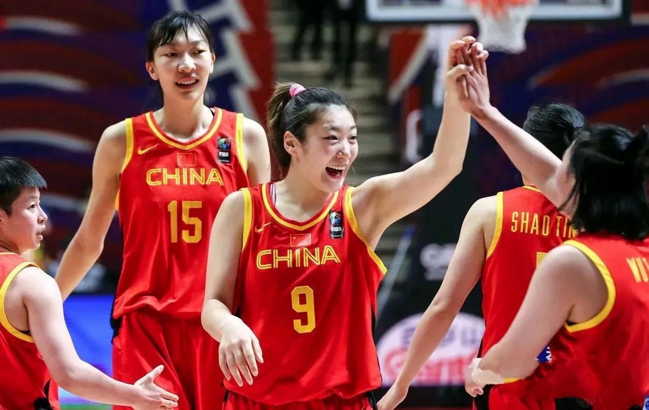 中国女篮击败法国队挺进四强